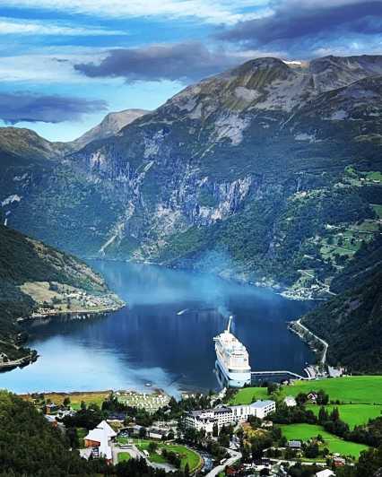 From Geiranger: Dalsnibba & Eagle Road Private Tour & Picnic - Starting in Geiranger, where the fjord feels close enough to touch