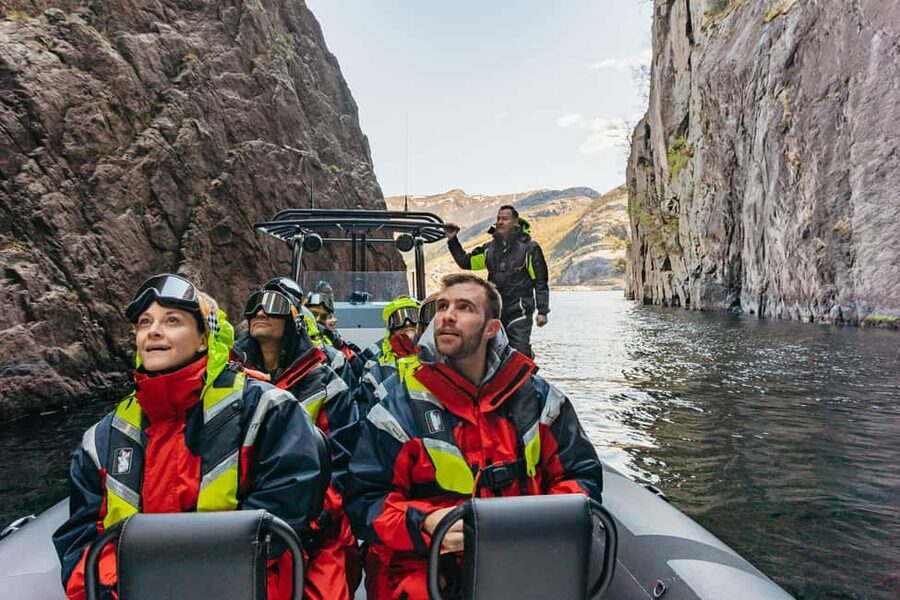 From Stavanger: Lysefjord Sightseeing RIB Boat Tour - Finding the boats at Strandkaien 37