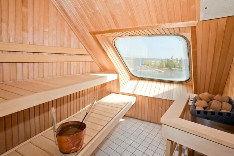 From Stockholm: 3-Day Return Cruise to Helsinki & Breakfast - What the $147 price really covers