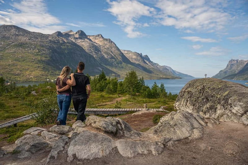 From Tromsø: Arctic Roadtrip: fjords tour with scenic picnic - The road toward Sommarøy