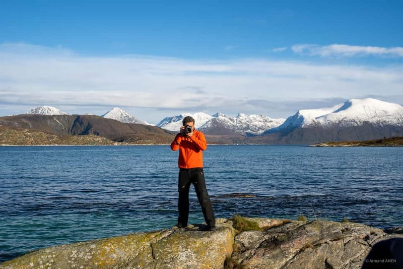 From Tromsø: Arctic Roadtrip: fjords tour with scenic picnic - The picnic beside the Arctic water