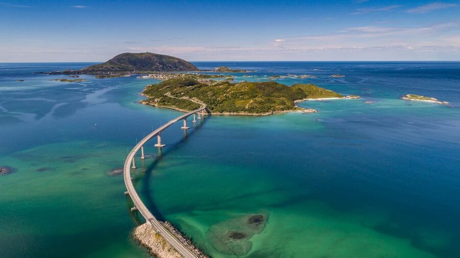 From Tromsø: Arctic Wildlife & Fjord Sightseeing Tour by Car - Ersfjordbotn and Kattfjorden: the scenic heart of the drive