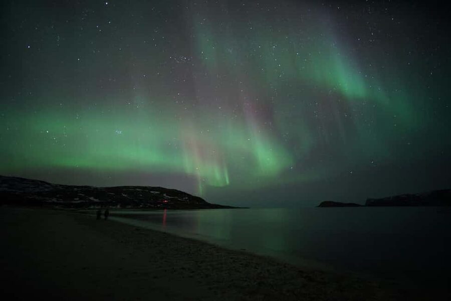 From Tromsø: Aurora Bus Tour with Snacks, Photos, and Drinks - Chasing clear skies beyond Tromsø