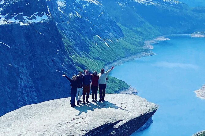 Full Day Hiking Adventure from Bergen to Trolltunga - Trolltunga in one very long day from Bergen