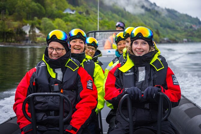 Fyksesund majestic RIB Adventure from Øystese - What to wear and what is supplied