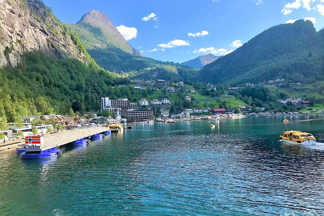Geiranger by Royal route, 5 hours with visiting a high-mountain farm - Djupvatnet and the high mountain road