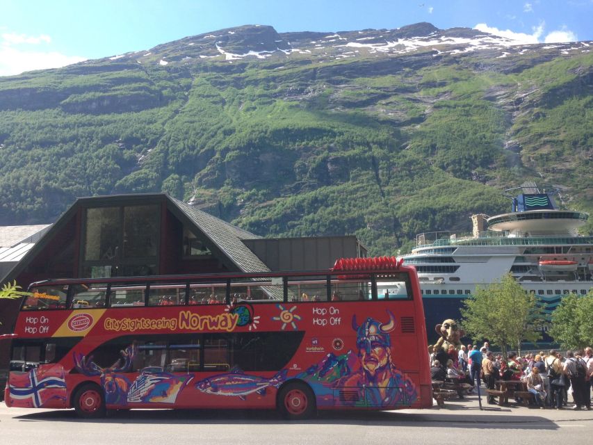 Geiranger: City Sightseeing Hop-On Hop-Off Bus Tour - Stop 4: Flydalsjuvet Viewpoint