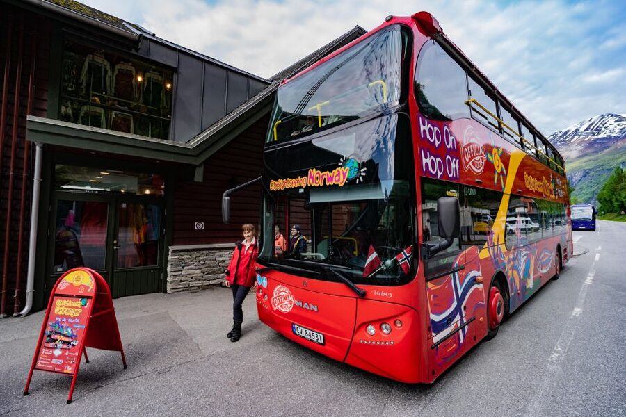 Geiranger: City Sightseeing Hop-On Hop-Off Bus Tour - Making sense of the 50-minute loop