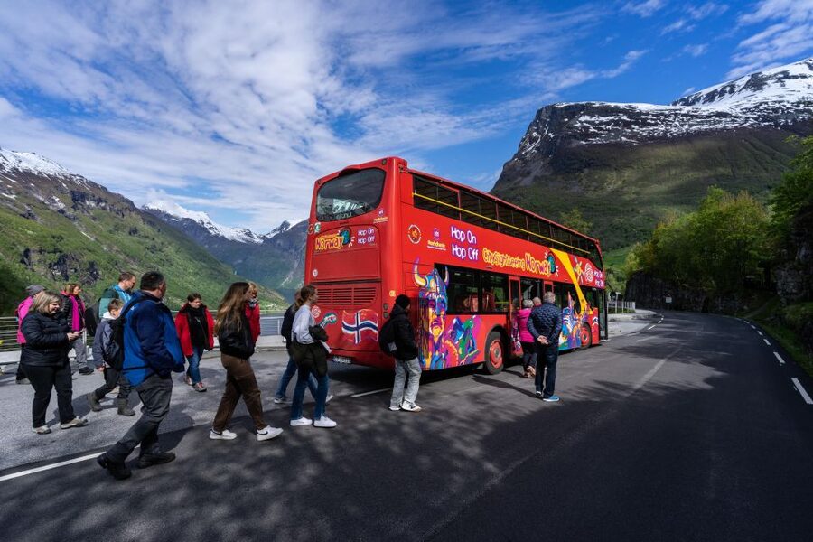 Geiranger: City Sightseeing Hop-On Hop-Off Bus Tour - Who should book this Geiranger bus tour?