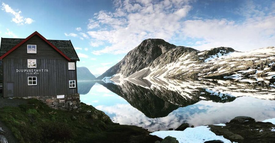 Geiranger: Dalsnibba, Flydalsjuvet, Eagle Bend & Fjords Tour - Dalsnibba Skywalk is the high point, literally