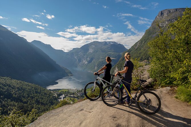 Geiranger: Excursions.no Geiranger Highlights - Audio commentary, not a live guiding experience