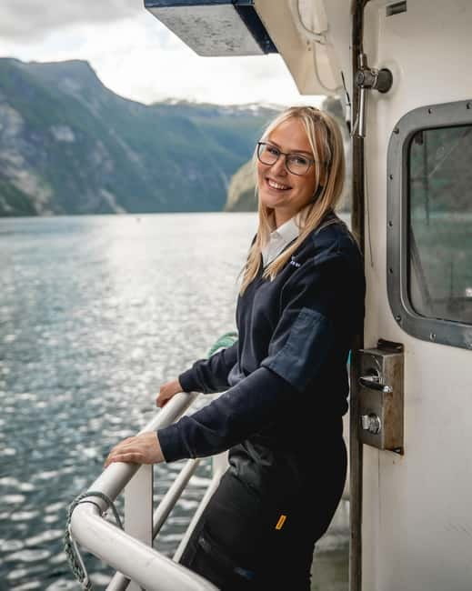 Geiranger: Fjord and Waterfalls Sightseeing Boat Trip - The first stretch into the fjord
