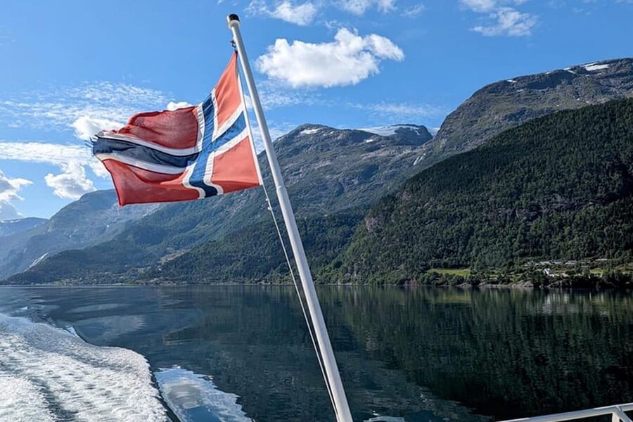 Geiranger Fjord Boat Tour with Waterfall Tasting - The Suitor, folklore, and the changing falls