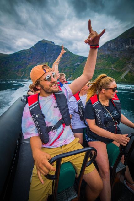 Geiranger: Guided Geirangerfjord Boat Tour - Timing your trip around a cruise visit