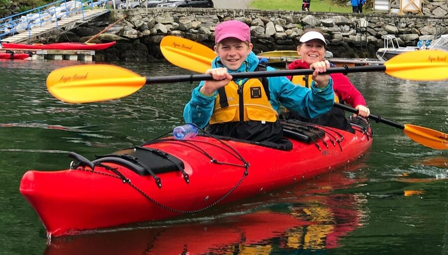 Geiranger: Kayak tour with guide - What to wear and bring