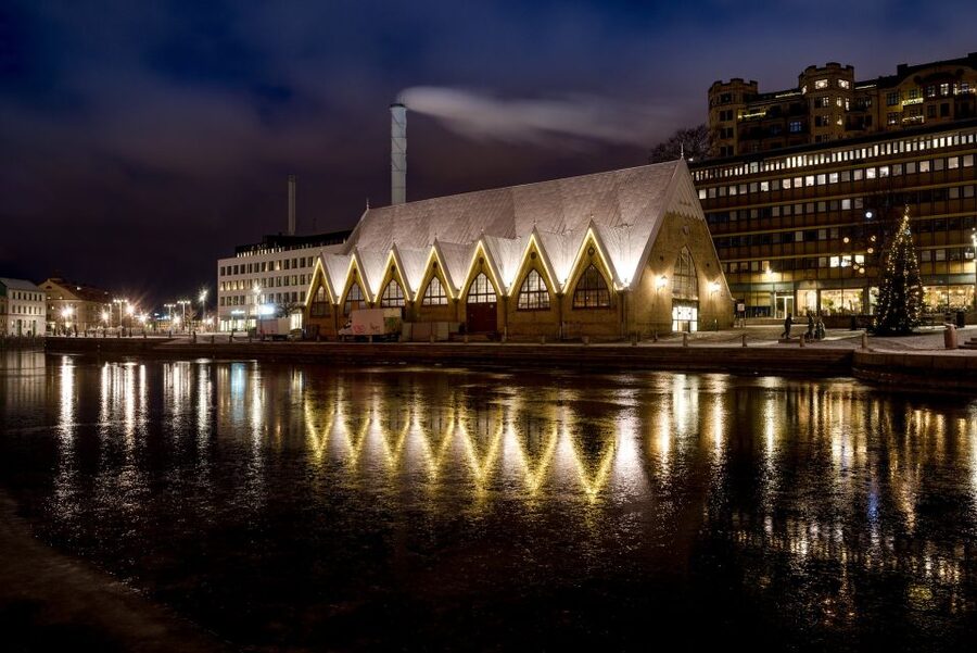 Gothenburg: Express Walk with a Local in 60 minutes - The harbor and Gothenburg’s maritime spirit