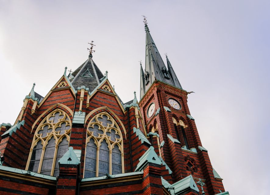 Gothenburg: Express Walk with a Local in 60 minutes - Gothenburg Opera House and the city’s cultural side