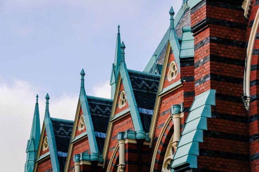 Gothenburg: Express Walk with a Local in 60 minutes - The Fish Church and Gothenburg’s unusual character