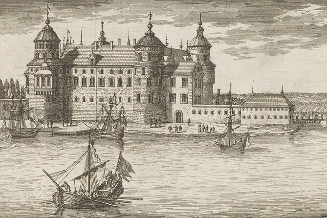 Grand Castle Tour Drottningholm and Gripsholm (private service) - The one-hour Stockholm introduction