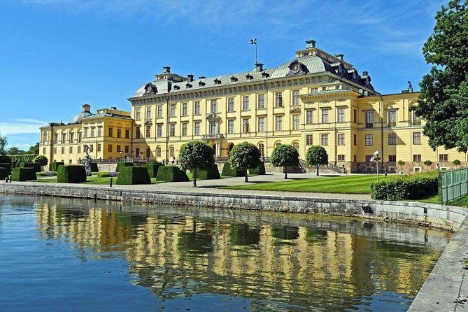 Grand Castle Tour Drottningholm and Gripsholm (private service) - Who will get the most from this tour