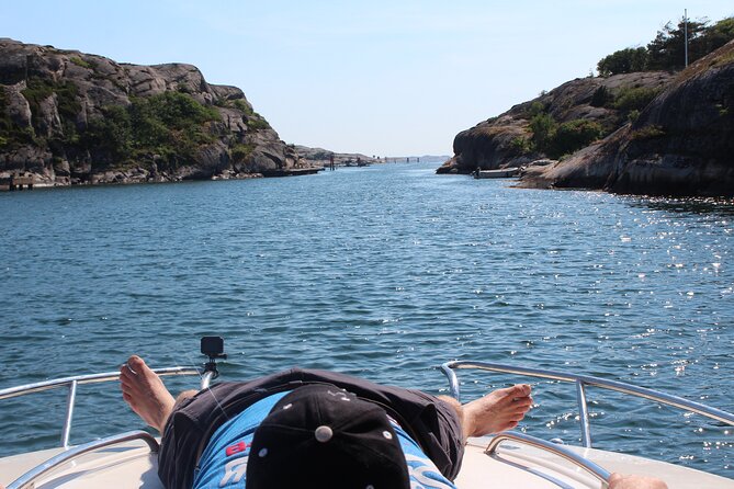 Grebbestad Boat Tour - Havstenssund and the red granite passage