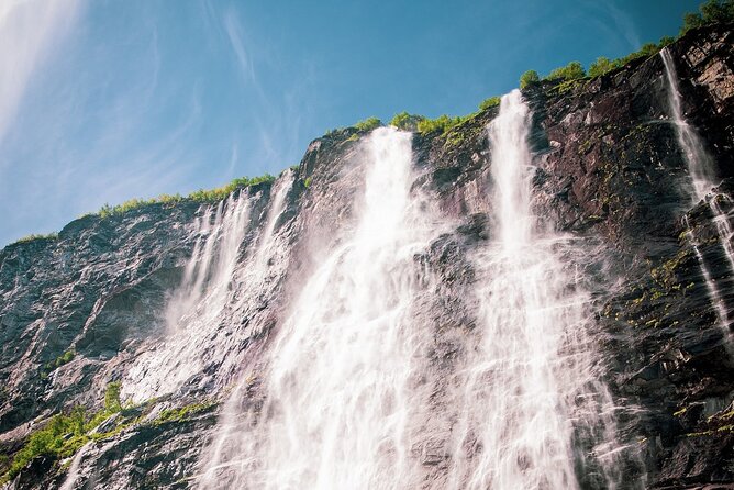 Guided Boat Tour in Geiranger - The ride, from Geiranger to the waterfalls