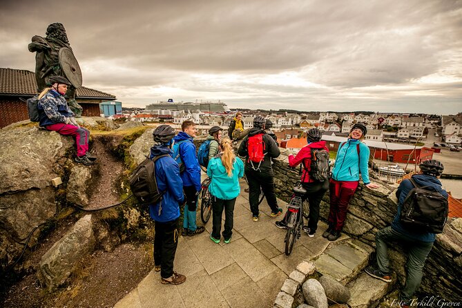 Guided EL-Bike tour in the city of Haugesund and Coastal path - Weather, clothing, and practical preparation