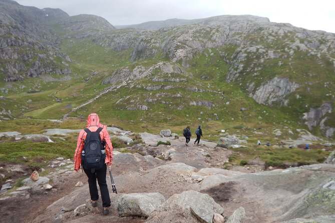 Guided hike to Kjerag and Kjeragbolten - How guides affect the day