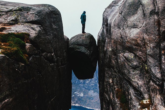Guided hike to Kjerag and Kjeragbolten - What the trail is really like