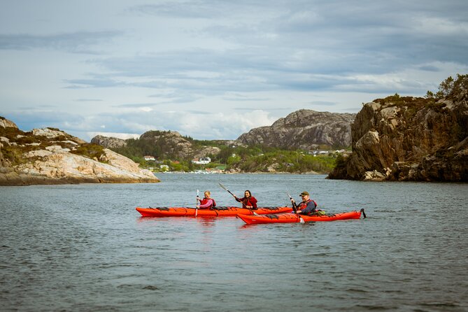 Guided Kayak Tour Bergen - Paddling among the Øygarden islands