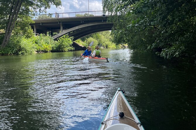 Guided Kayak Tour in Central Stockholm - A small group makes the guide matter