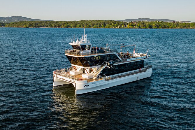 Guided Sightseeing Cruise on Oslofjord by Premium Silent Boat - Why this quiet boat changes the Oslofjord experience