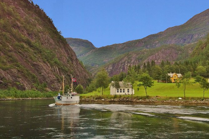 GUIDED TOUR: Secrets of the Fjords - the Osterfjord and Mo, 6.5 hours - Bergenhus Fortress and the first fjord views