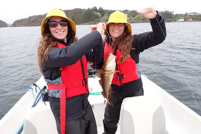 Half Day Fishing and Outdoor Cooking in Bergen - From Strandkaien to Syltøy in Øygarden