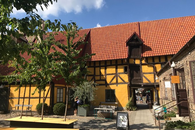 Hamlet and Sweden Tour - Two Countries in one day ! - Lund Cathedral and a short look at university-town Sweden