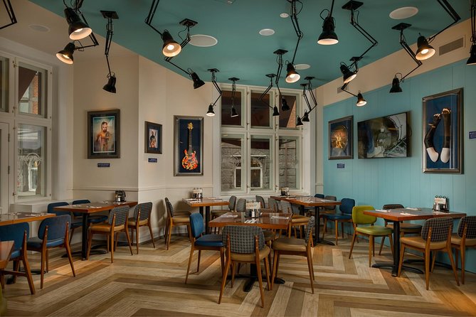 Hard Rock Cafe Copenhagen with Set Menu for Lunch or Dinner - Choosing between the Acoustic and Electric menus