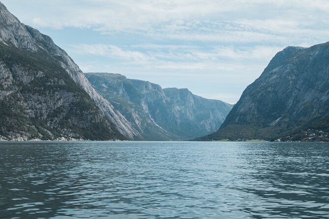 Hardangerfjord Ultimate RIB adventure from Ulvik - Simadalsfjord and its close mountain walls