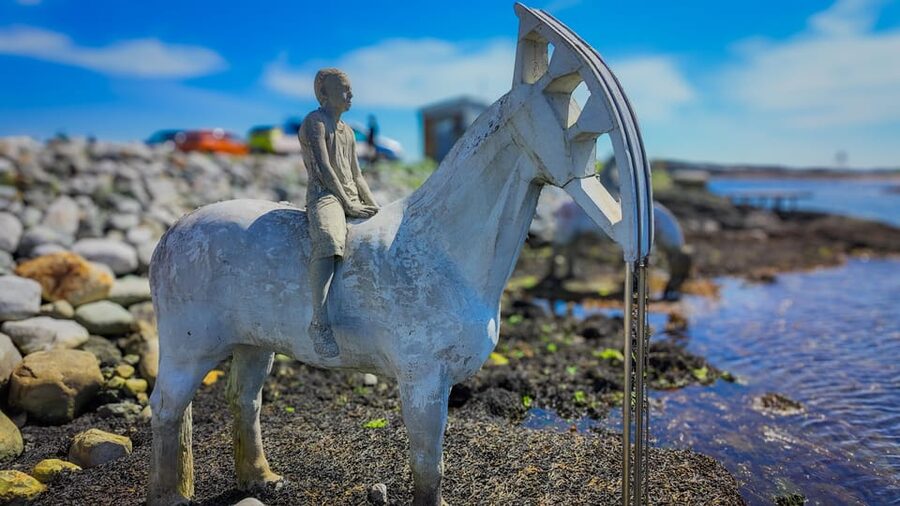 Haugesund: Guided Scenic Minibus tour of Haugesund - Key points at a glance