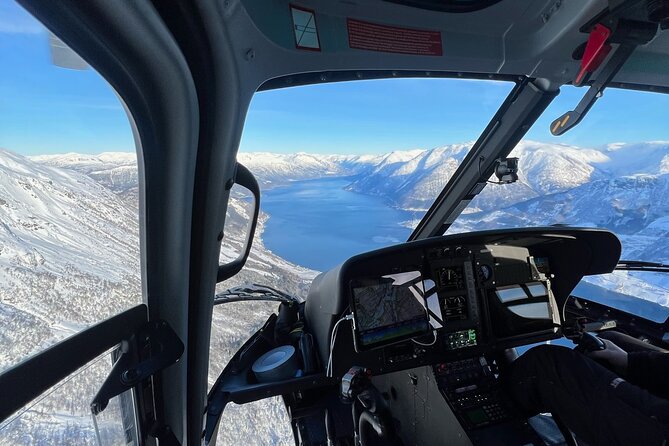 Helicopter Over Trolltunga and Waterfall Sightseeing from Bergen - Guides and the private-tour advantage