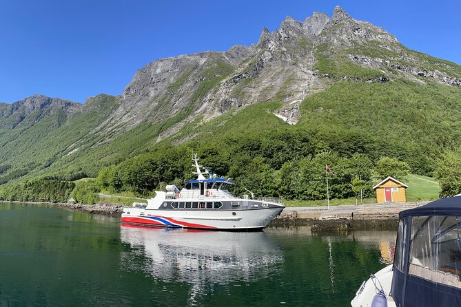 Hjørundfjord Fjord Tour Roundtrip from Ålesund - Øye gives you 30 minutes on shore