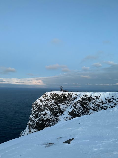 Honningsvåg: North Cape Winter Excursion with Entry Ticket - Arriving at the monumental North Cape cliff