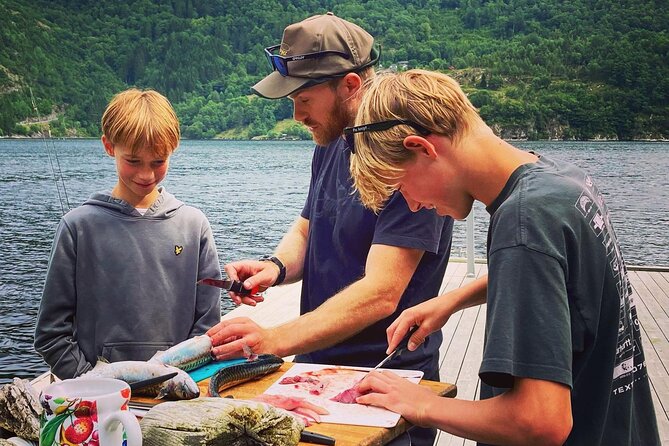 Inshore fishing in the Drangefjord - Setting out from Litlandstrand in Drange