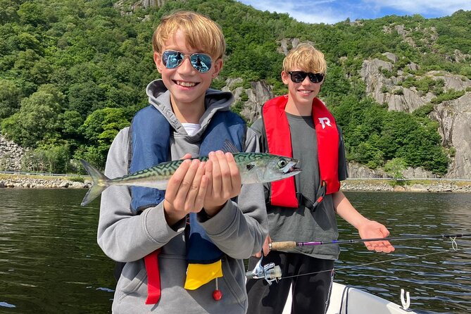 Inshore fishing in the Drangefjord - Who will enjoy this Drangefjord outing
