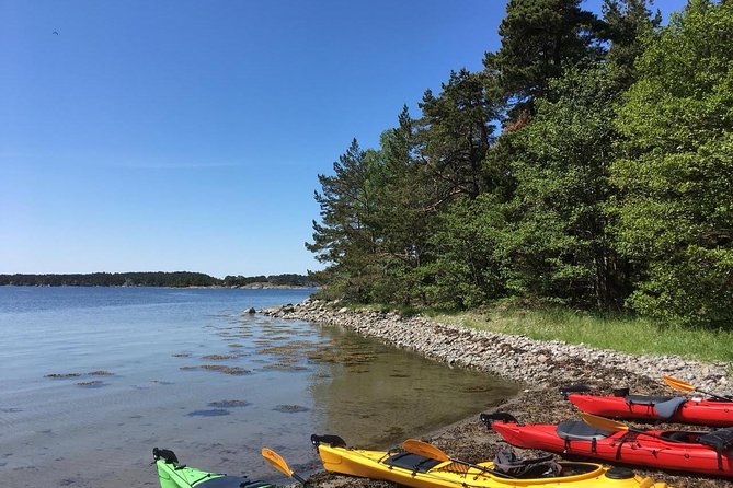 Kayak Tour in the Stockholm Archipelago with Lunch Meal - What to bring, and how to protect your phone