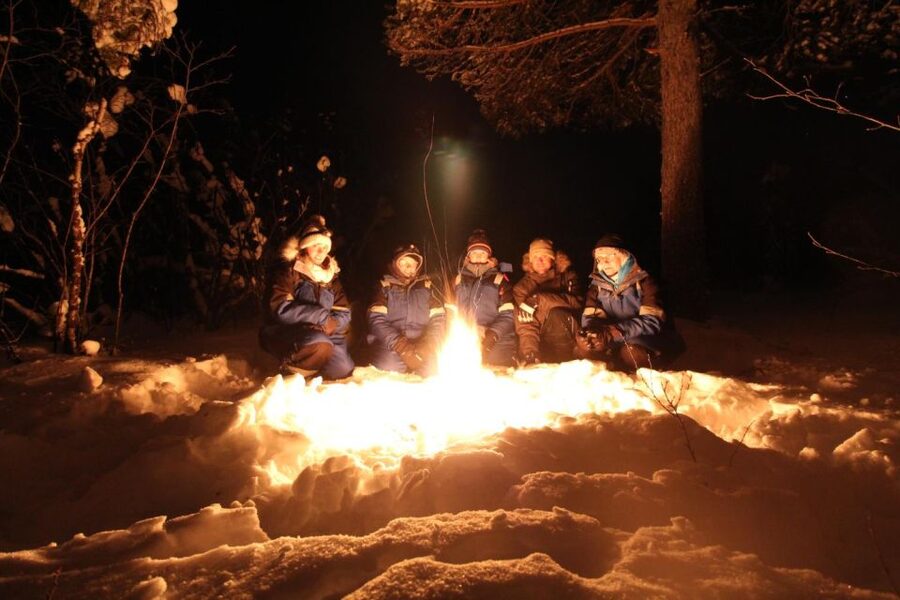 Kiruna: Build your own igloo overnight Tour - Who should book this experience