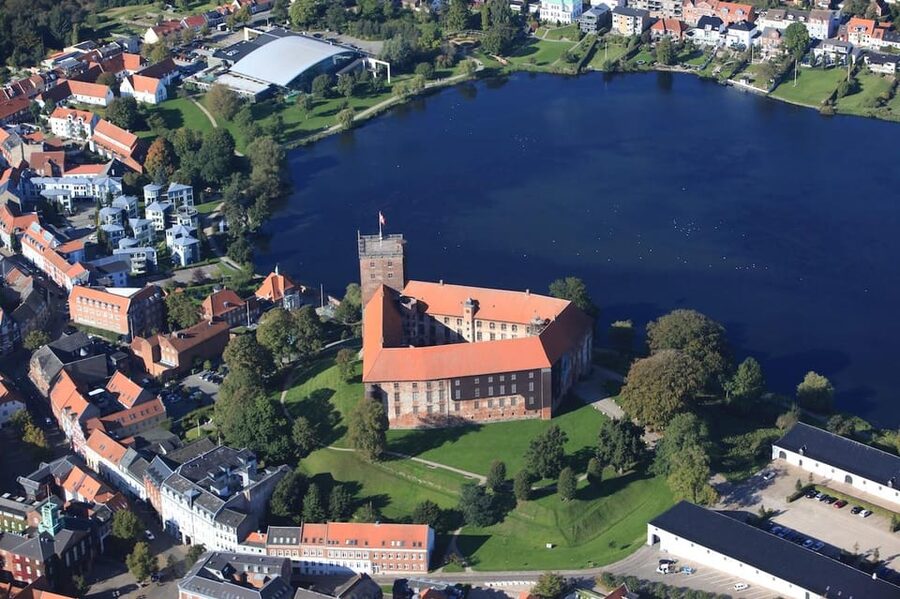 Kolding: Koldinghus Palace Entry Ticket - Exhibitions, royal costumes, and the museum experience