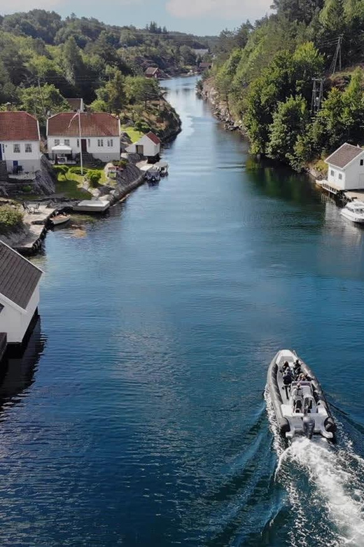Kristiansand: Express Archipelago Tour by RIB Speedboat - The first 10 minutes: leaving the city behind