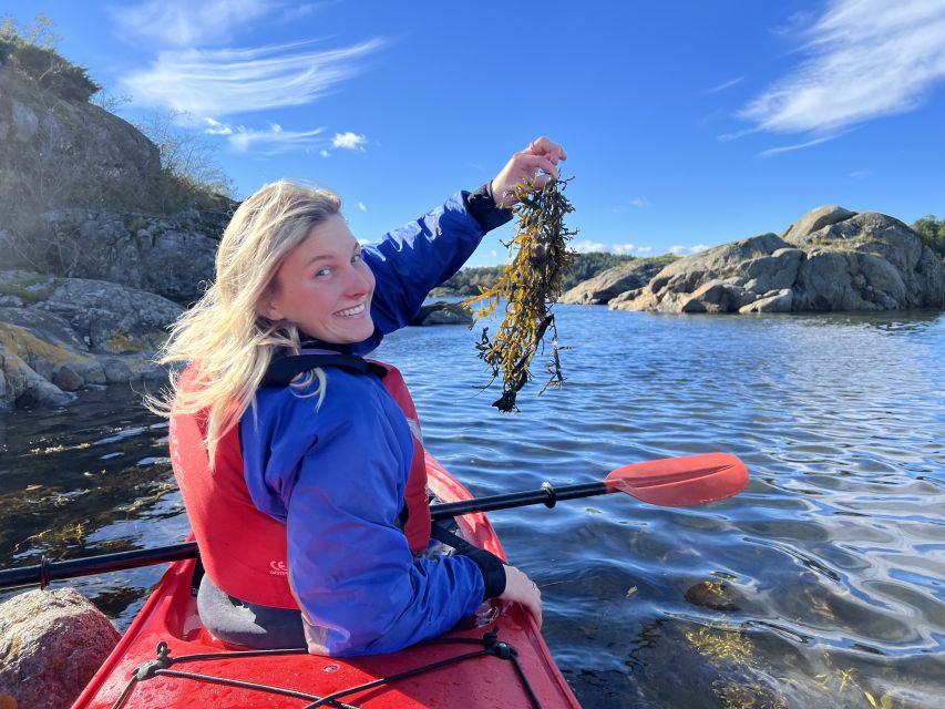 Kristiansand: Scenic Double Sea Kayak Tour around Odderoya - Entering Fiskebrygga by kayak