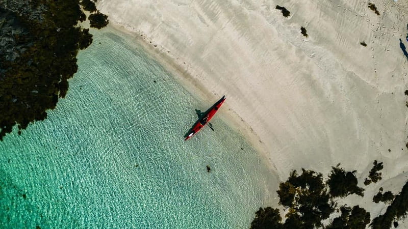 Lofoten: Guided Kayak Experience - Learning the basics before you head farther out