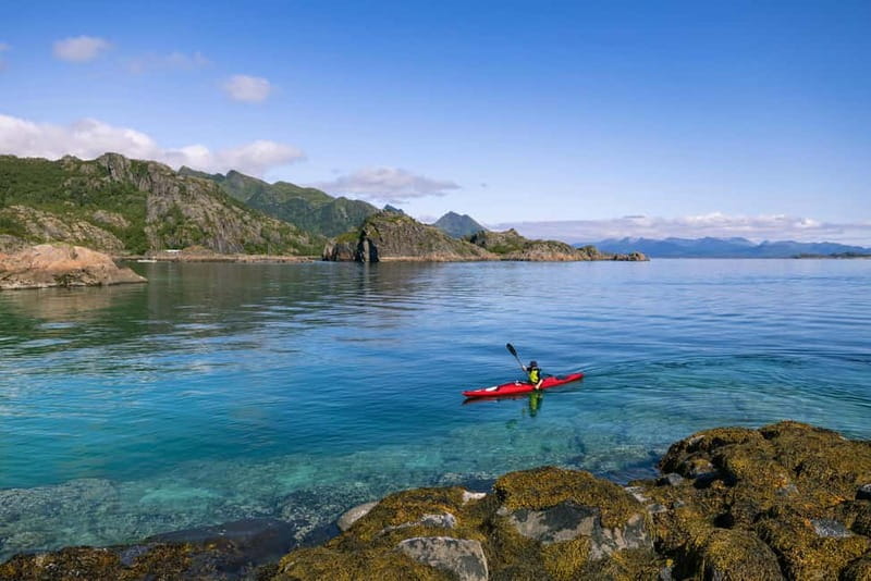 Lofoten: Guided Kayak Experience - Two hours among mountains, beaches, and islands